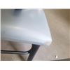 Image 3 : 6 Kitchen Chairs