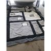 Image 1 : 2 Area Rugs