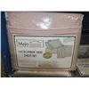 Image 1 : Pink King Sized Bed Sheet Set