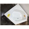 Image 1 : Jacuzzi Tub w/ Motor