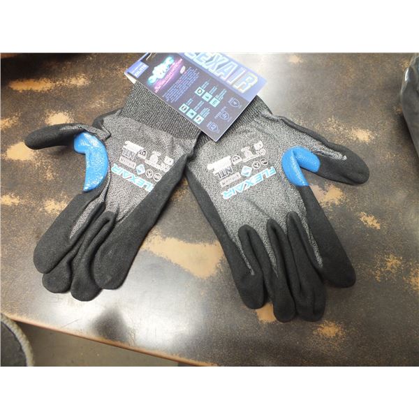 12 Pair Of XXL Flex Air Gloves