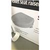 Image 2 : 2 TOILET SEAT RAISERS WITH LID 4" TS-4C