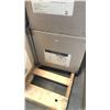 Image 2 : BOX OF BATHTUB GRAB BARS BTGB-20 APPROX 6/BOX