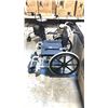 Image 2 : 3-IN-1 ALUMINUM TRANSPORT, COMMODE AND SHOWER WHEELCHAIR (HEAVY DUTY) SM07LF-18