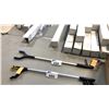Image 1 : APPROX 20 REACHER TOOLS 82CM