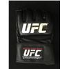 Image 1 : RAPHAEL DOS SANJOS SIGNED UFC FIGHT GLOVE (GCG HOLO)