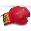 Image 1 : MUHAMAD ALI SIGNED EVERLAST BOXING GLOVE SET (PSA LOA)