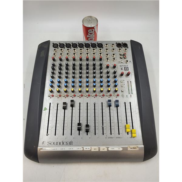 Soundcraft Spirt E8 Mixing Board