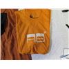 Image 2 : Quiksilver, Rogue Status Men's Shirts, 1 Vest (All Size Large)