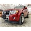 Image 2 : C1 --  2011 FORD ESCAPE RED 216013 KMS