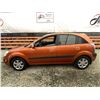 Image 23 : A12F --  2008 KIA RIO 5 SX ORANGE 207780 KMS