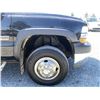 Image 27 : F6B --  2002 CHEVROLET SILVERADO 3500HD BLACK 162668 KMS