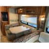 Image 43 : 0A -- 2011 Georgetown Class A Motor Home By Forest River, Brown, 22,268 KM / 35'Apx