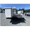 Image 16 : 0G --  2002 FORD F-550 SUPER DUTY BUCKET TRUCK WHITE 36,917 KMS