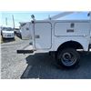 Image 19 : 0G --  2002 FORD F-550 SUPER DUTY BUCKET TRUCK WHITE 36,917 KMS