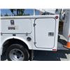 Image 46 : 0G --  2002 FORD F-550 SUPER DUTY BUCKET TRUCK WHITE 36,917 KMS