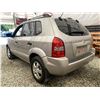 Image 20 : A11 --  2006 HYUNDAI TUCSON SILVER 307855 KMS