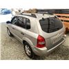 Image 22 : A11 --  2006 HYUNDAI TUCSON SILVER 307855 KMS