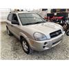 Image 9 : A11 --  2006 HYUNDAI TUCSON SILVER 307855 KMS