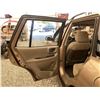 Image 46 : A12C --  2002 HYUNDAI SANTA FE GL GOLD 213088 KMS