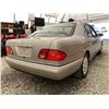 Image 14 : A12D --  1999 MERCEDES E320 GOLD 179603 KMS