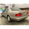 Image 20 : A12D --  1999 MERCEDES E320 GOLD 179603 KMS