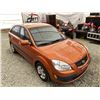 Image 10 : A12F --  2008 KIA RIO 5 SX ORANGE 207780 KMS