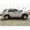Image 11 : A12H --  2002 MERCEDES ML 320 SILVER 271,527 KMS