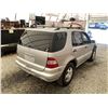 Image 16 : A12H --  2002 MERCEDES ML 320 SILVER 271,527 KMS