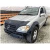 Image 3 : A12H --  2002 MERCEDES ML 320 SILVER 271,527 KMS