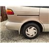 Image 31 : A12M --  2000 TOYOTA SIENNA GOLD 212077 KMS