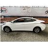 Image 23 : B6 --  2014 HYUNDAI ELANTRA WHITE 236804 KMS