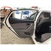 Image 46 : B6 --  2014 HYUNDAI ELANTRA WHITE 236804 KMS
