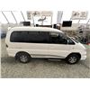 Image 6 : C6D --  2005 MITSUBISHI DELICA WHITE 142799 KMS