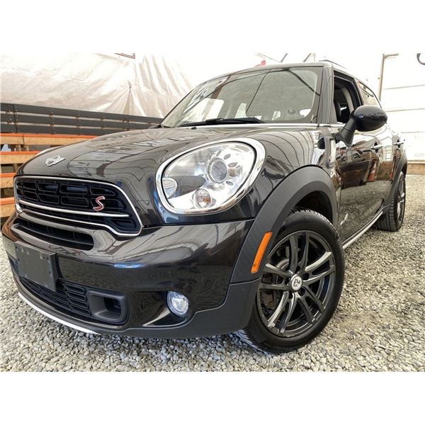 C6A --  2016 MINI COOPER COUNTRYMAN BLACK 178216 KMS