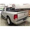 Image 21 : F3 --  2012 DODGE RAM 1500 SILVER 237401 KMS