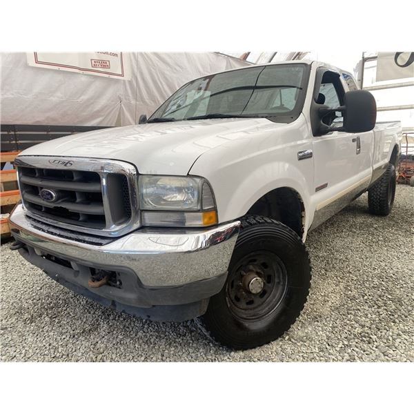 F5 --  2004 FORD F350 WHITE 456091 KMS