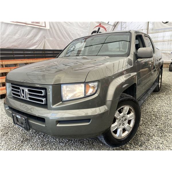 F6C --  2007 HONDA RIDGELINE GOLD 245945 KMS