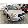 Image 9 : A10 --  2007 TOYOTA RAV 4 SILVER 217690 KMS "NO RESERVE"