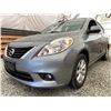 Image 2 : A4 --  2012 NISSAN VERSA SILVER 244631 KMS