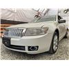 Image 2 : A8 --  2007 LINCOLN MKZ GREEN 245433 KMS