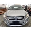 Image 6 : B5 --  2010 VOLKSWAGEN TIGUAN SILVER 141344 KMS