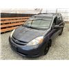 Image 4 : A12K --  2008 TOYOTA SIENNA CE GREY 344127 KMS