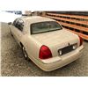 Image 22 : A1 --  2003 LINCOLN TOWN CAR WHITE 170191 KMS "NO RESERVE"