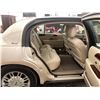 Image 39 : A1 --  2003 LINCOLN TOWN CAR WHITE 170191 KMS "NO RESERVE"