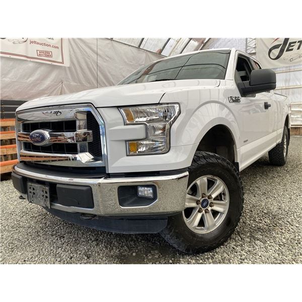 A3 --  2016 FORD F150 WHITE 292045 KMS