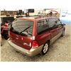 Image 16 : A12S -- 2004 FORD FREESTAR RED 184594 KMS "NO RESERVE"
