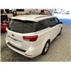 Image 16 : C6C -- 2015 KIA SEDONA LX WHITE 199050 KMS
