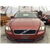 Image 6 : A12W --  2007 VOLVO V50 T5 ORANGE 176803 KMS