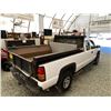 Image 16 : C6S -- 2006 GMC 3500 WHITE 185042 KMS